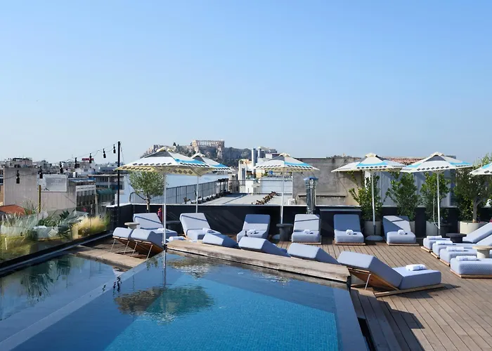Skylark, Aluma s & Resorts